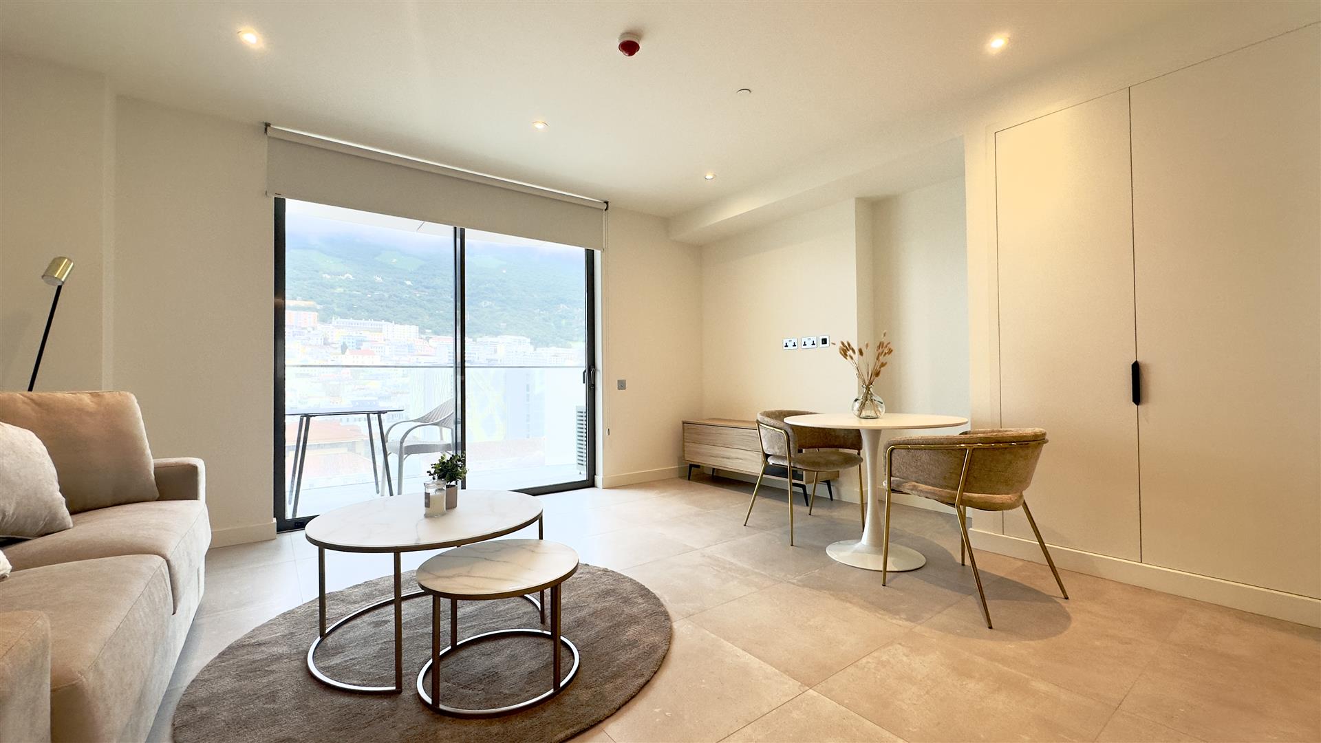 Image of Apartment - 1 Bathrooms for Rental in EuroCity-Gibraltar, Image 2